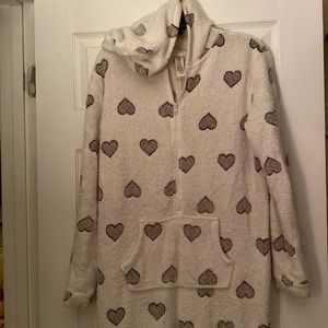 Forever 21 womens heart onesie